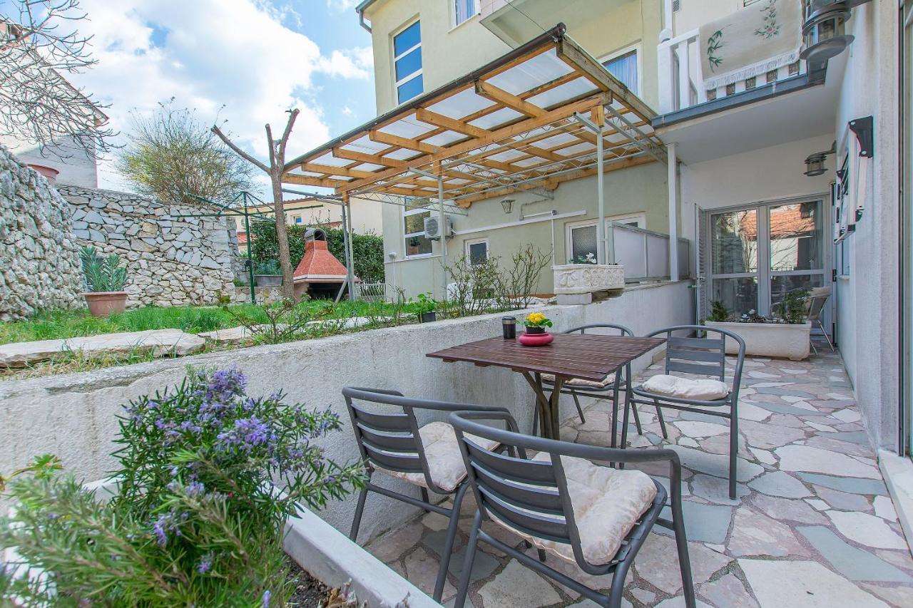 Duće Apartments Clarus Mare מראה חיצוני תמונה