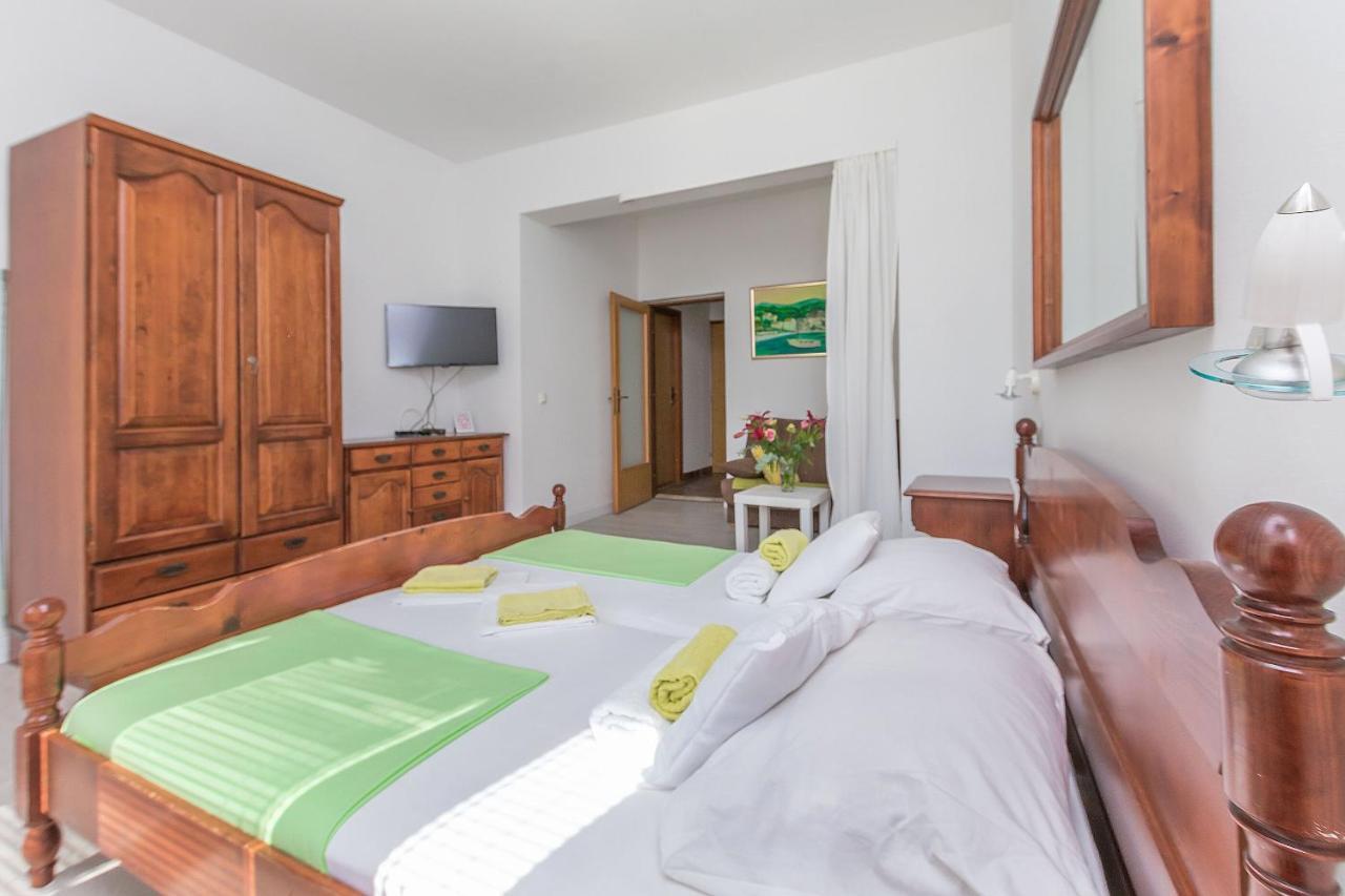 Duće Apartments Clarus Mare מראה חיצוני תמונה